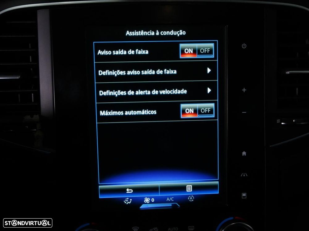 Renault Mégane 1.6 dCi GT Line - 24