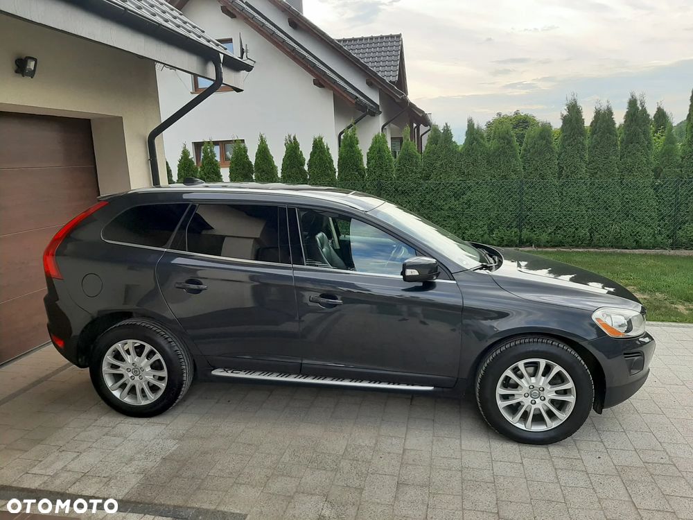 Volvo XC 60 - 4