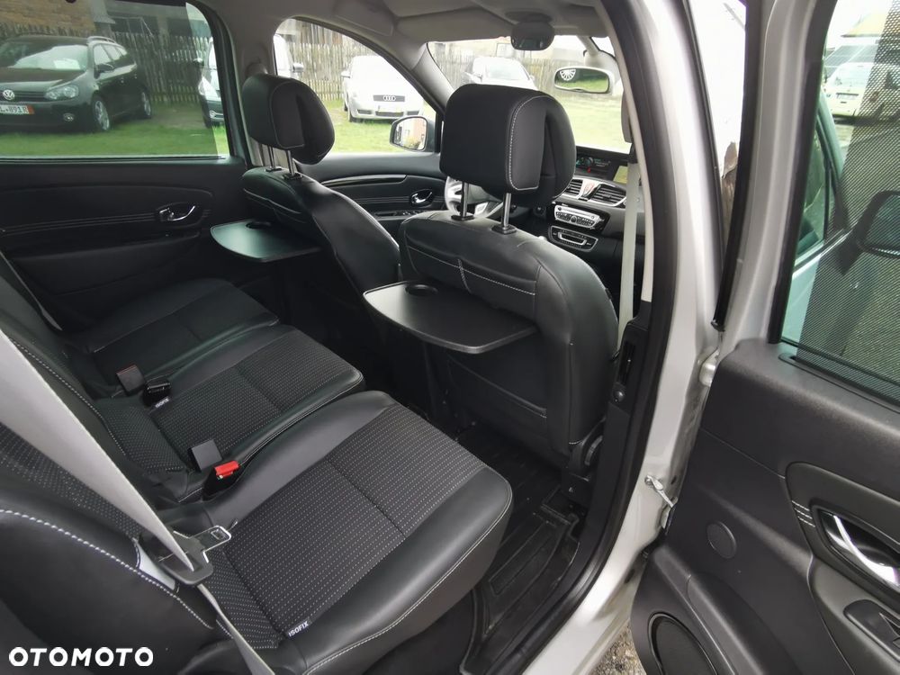 Renault Scenic 1.9 dCi Confort Privilege - 16