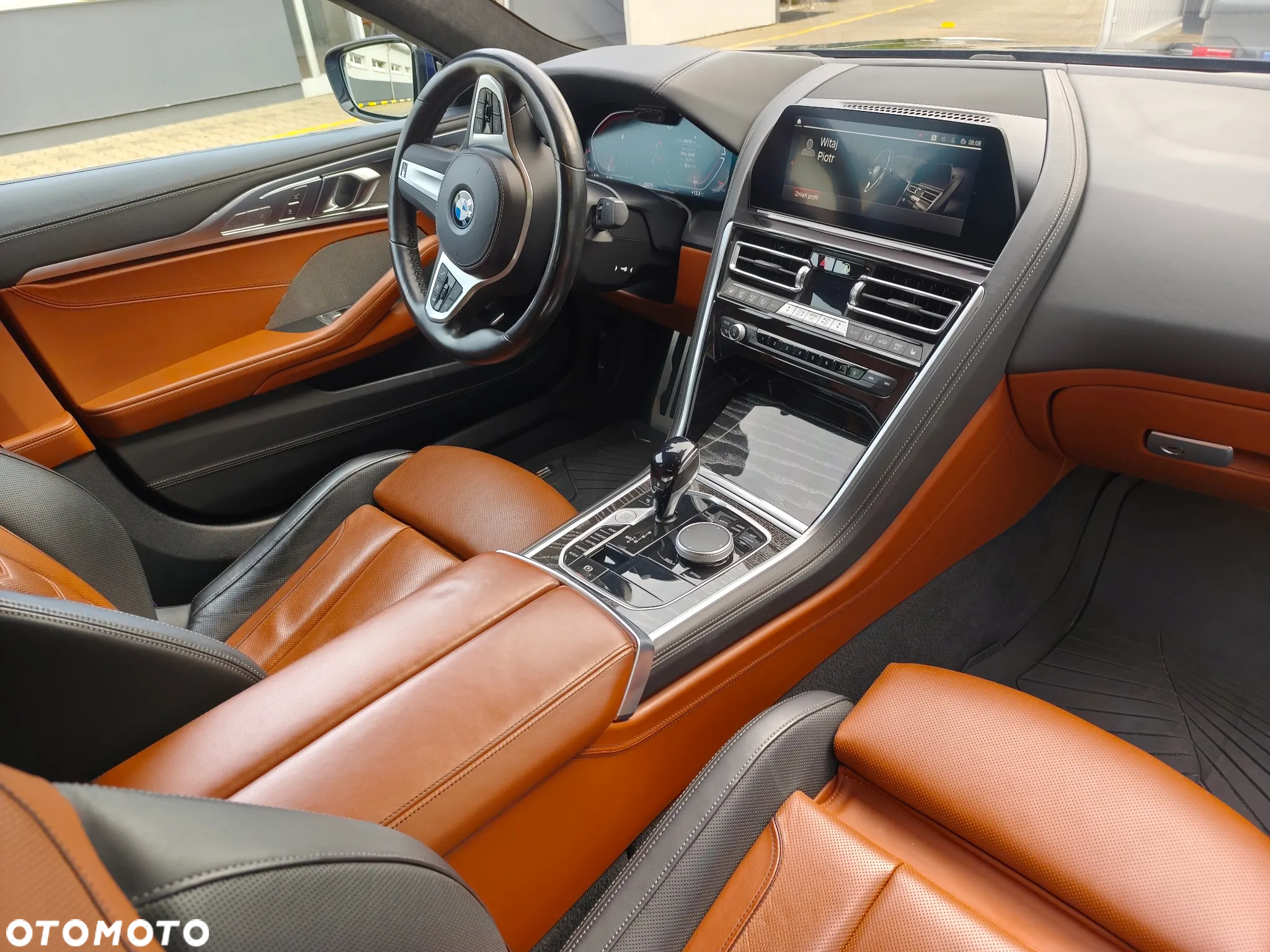 BMW Seria 8 - 23