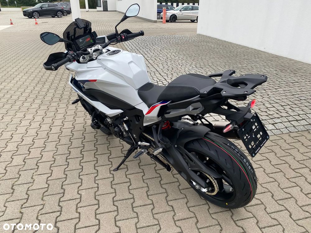 BMW XR - 7