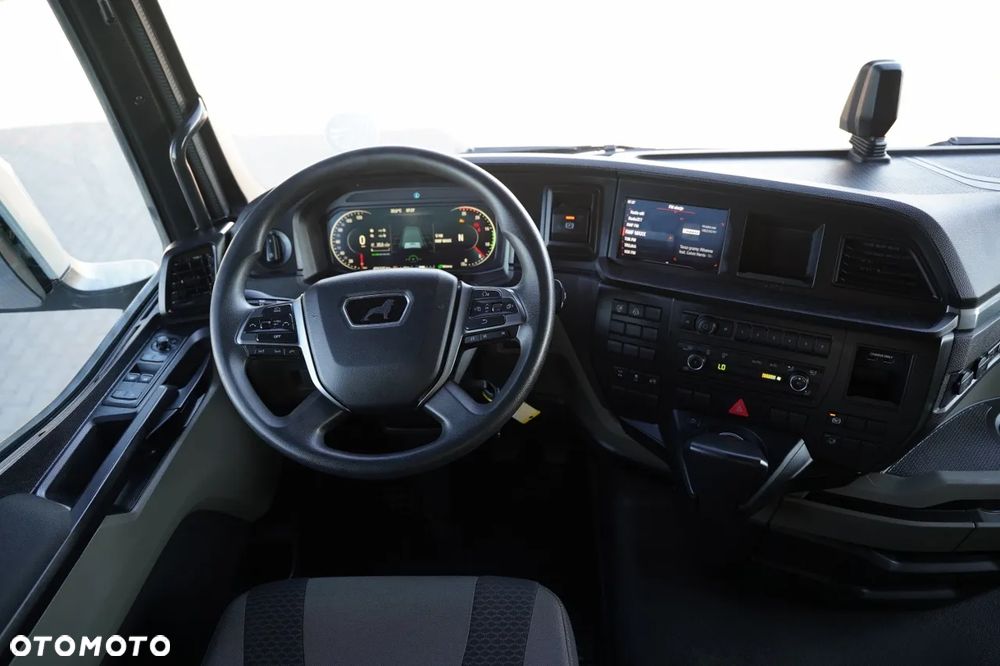 MAN TGX 18.510 / GX / MEGA  / LOW DECK / NAVI RIO - 29