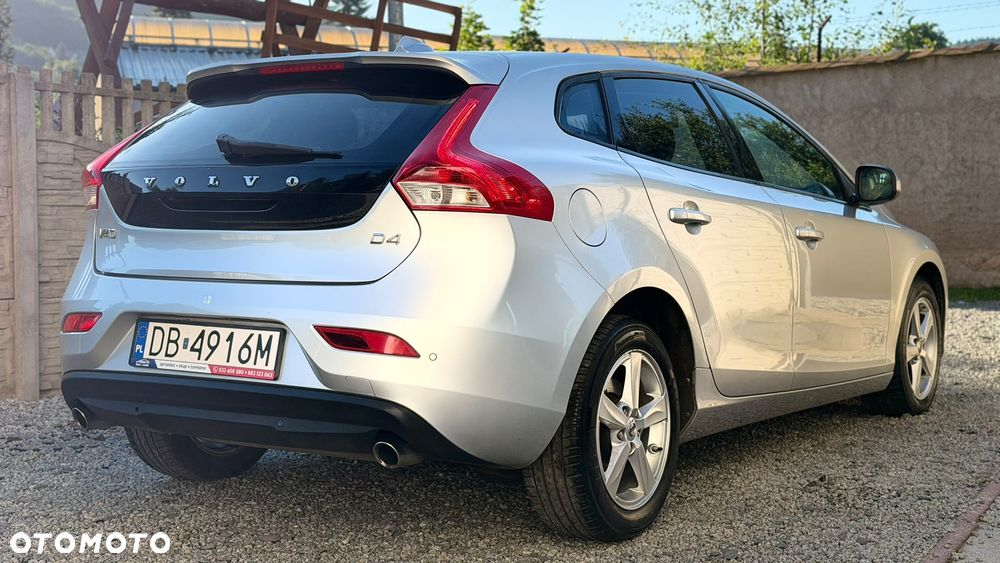 Volvo V40 - 2