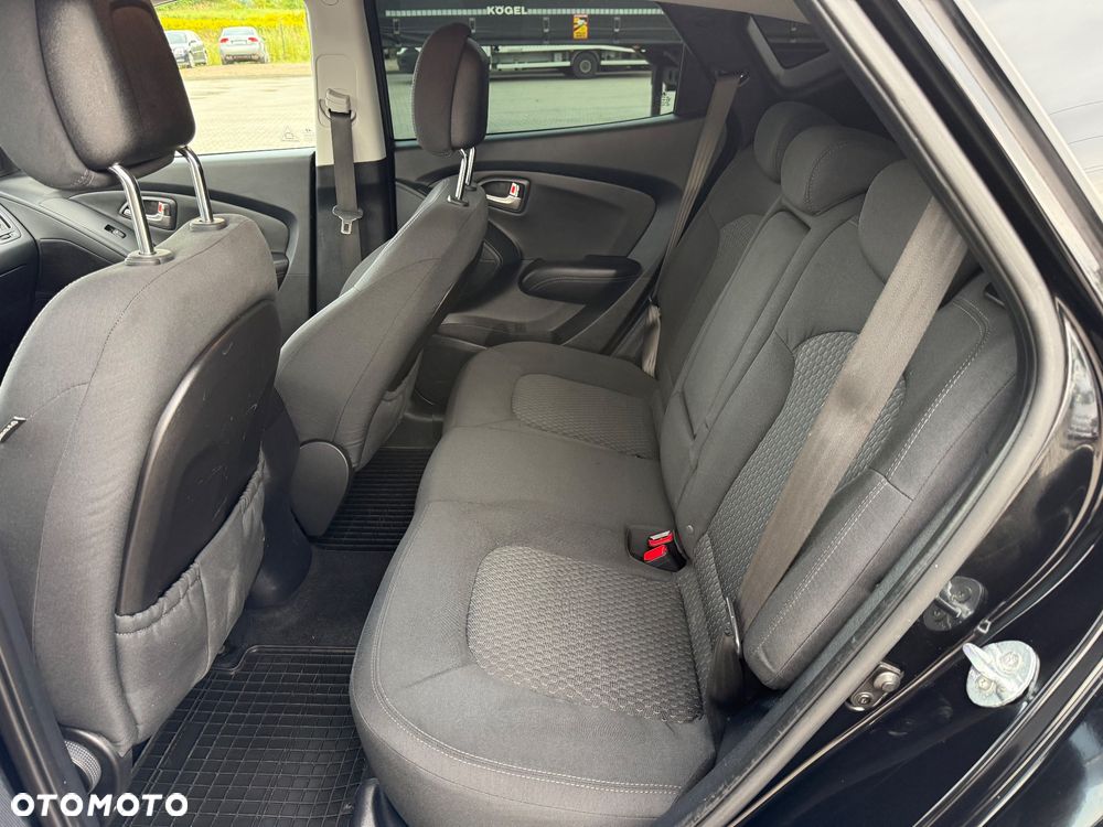 Hyundai ix35 2.0 4WD Premium - 17