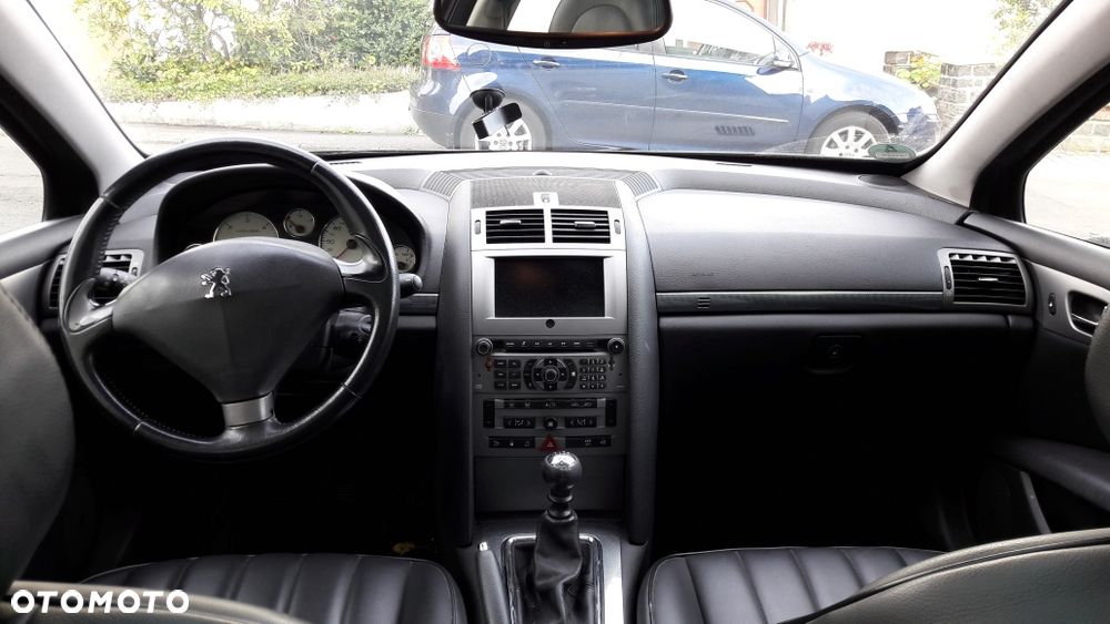 Peugeot 407 - 6