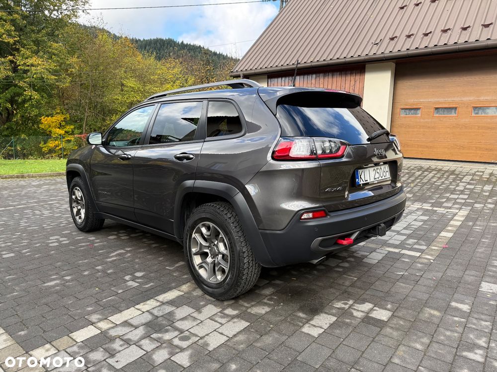 Jeep Cherokee - 7