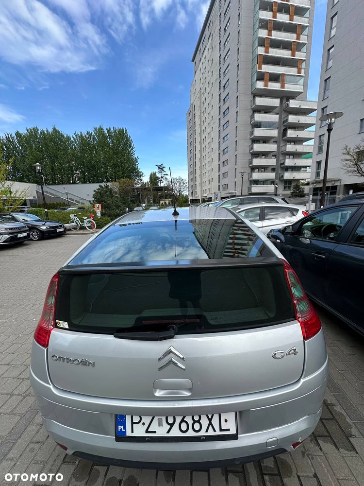 Citroën C4 1.6 16V X - 9