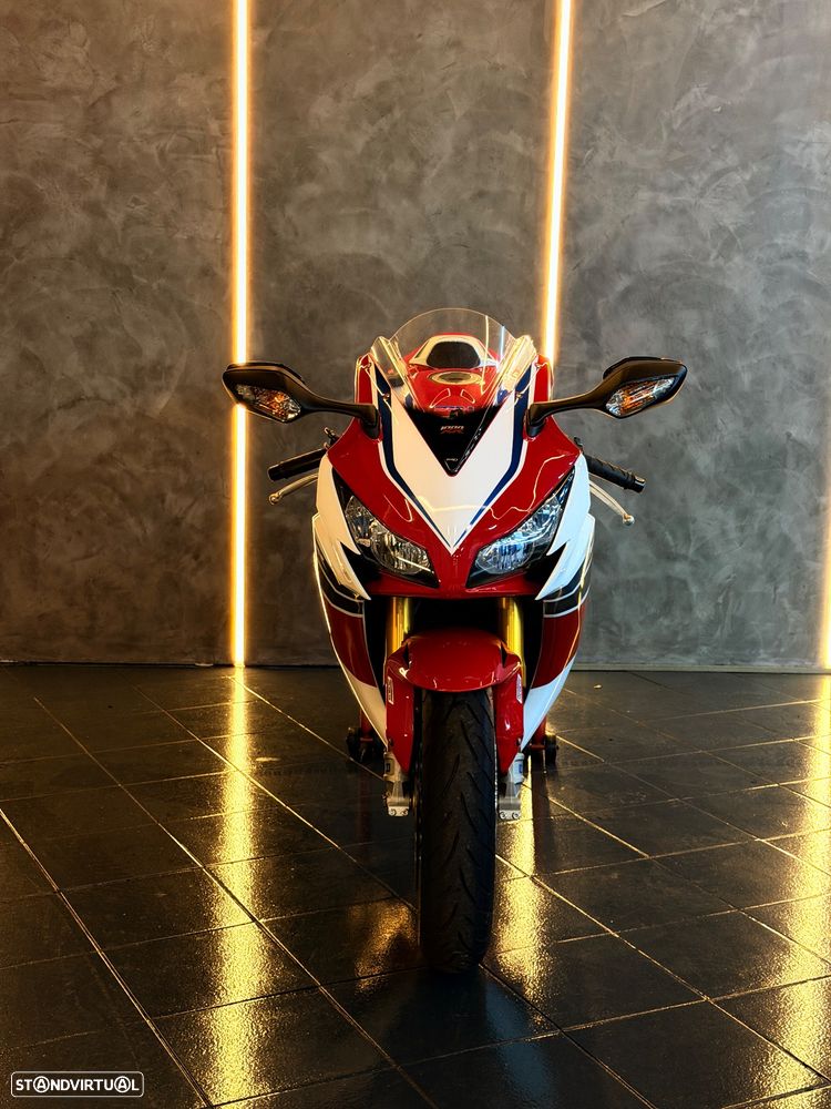 Honda CBR CBR 1000 RR SP - 11