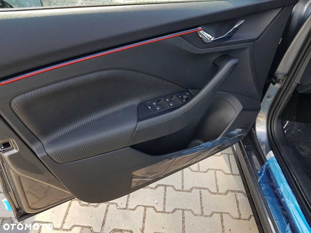 Skoda Kamiq 1.0 TSI Monte Carlo DSG - 10