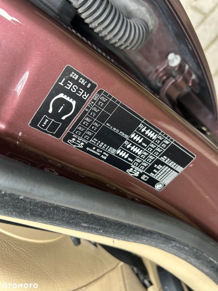 BMW Seria 3 320i - 35