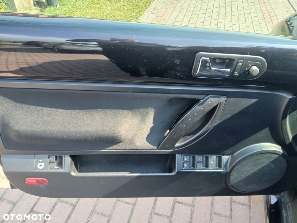 Volkswagen New Beetle 1.6 United - 18