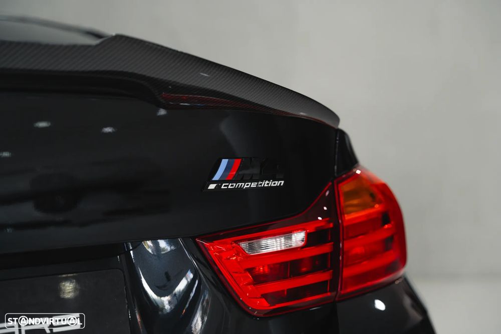 BMW M4 DKG Competition - 21