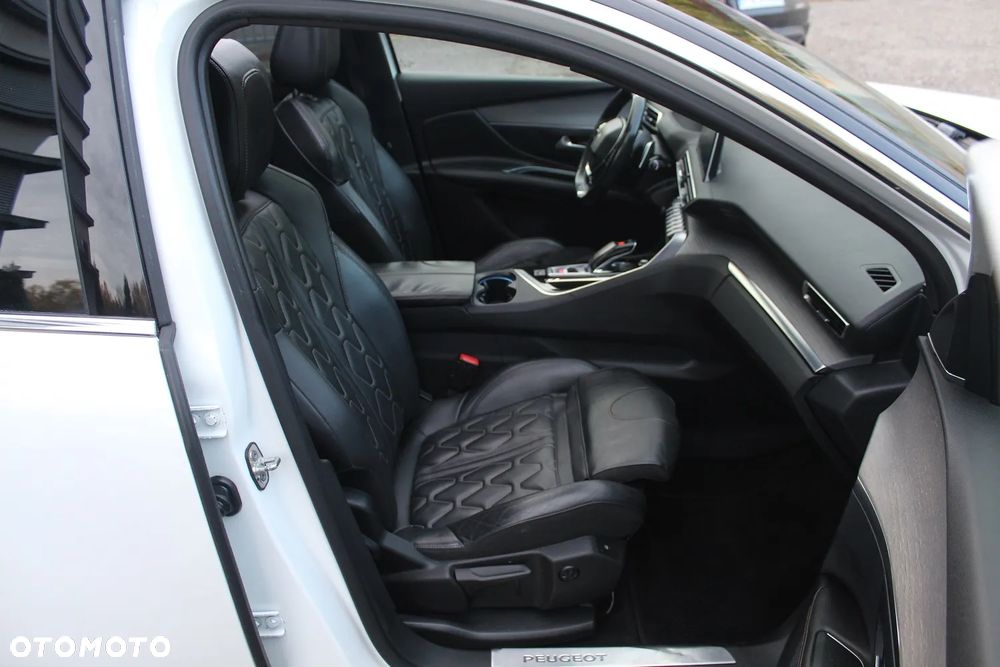 Peugeot 3008 2.0 BlueHDi GT S&S EAT6 - 17