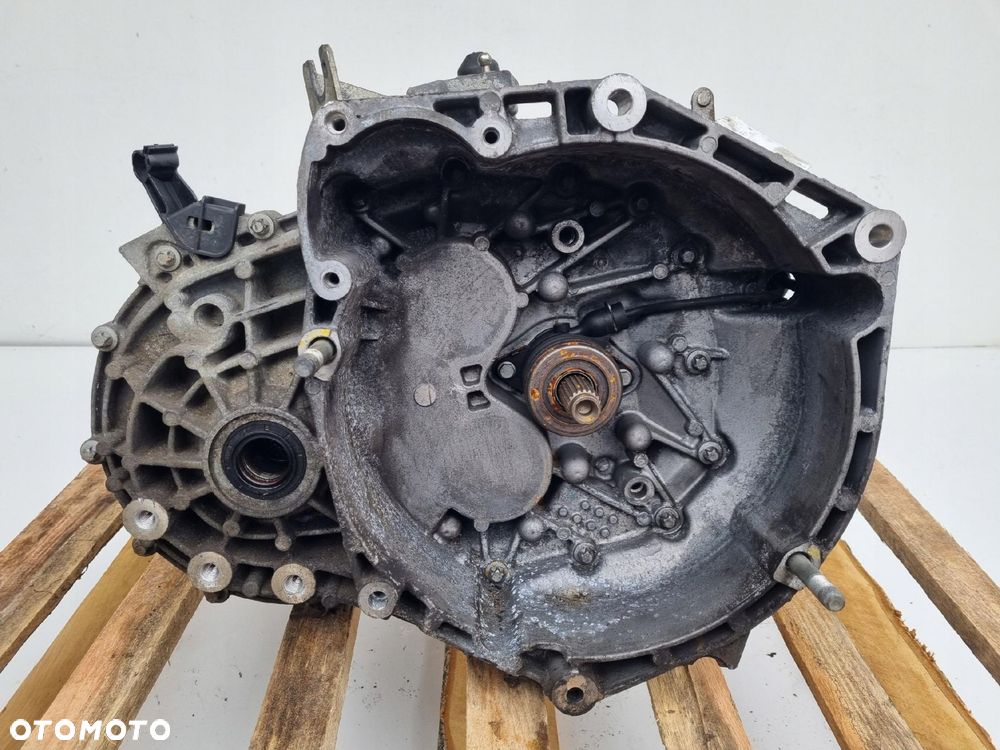 Alfa Romeo Giulietta 2.0 JTDM MANUALNA SKRZYNIA BIEGÓW manual M32 - 3