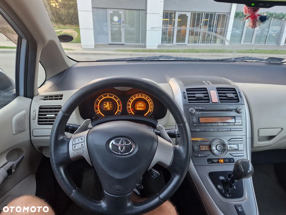 Toyota Auris 1.6 Premium MM - 9