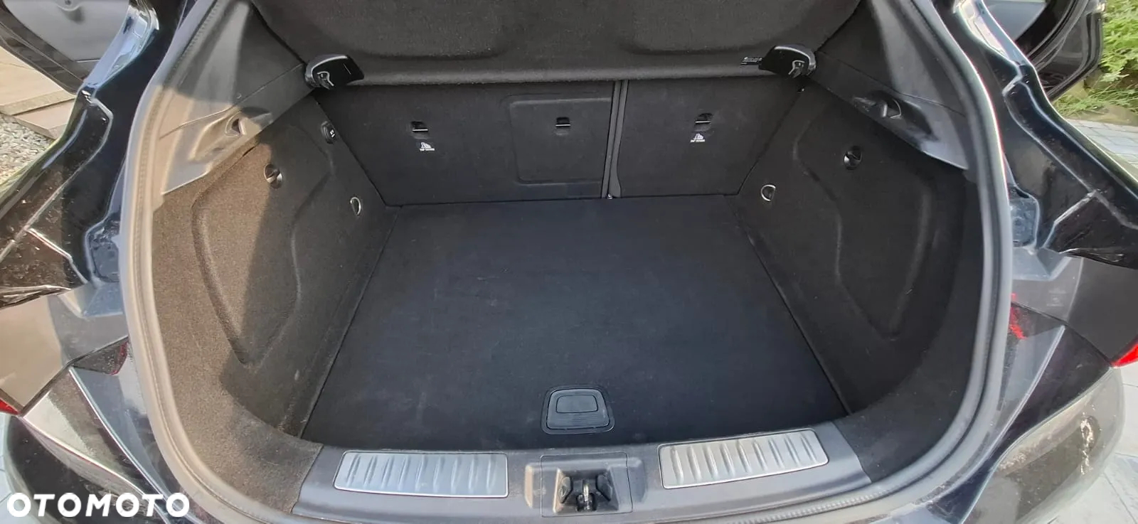 Infiniti Q30 1.6t Premium - 14