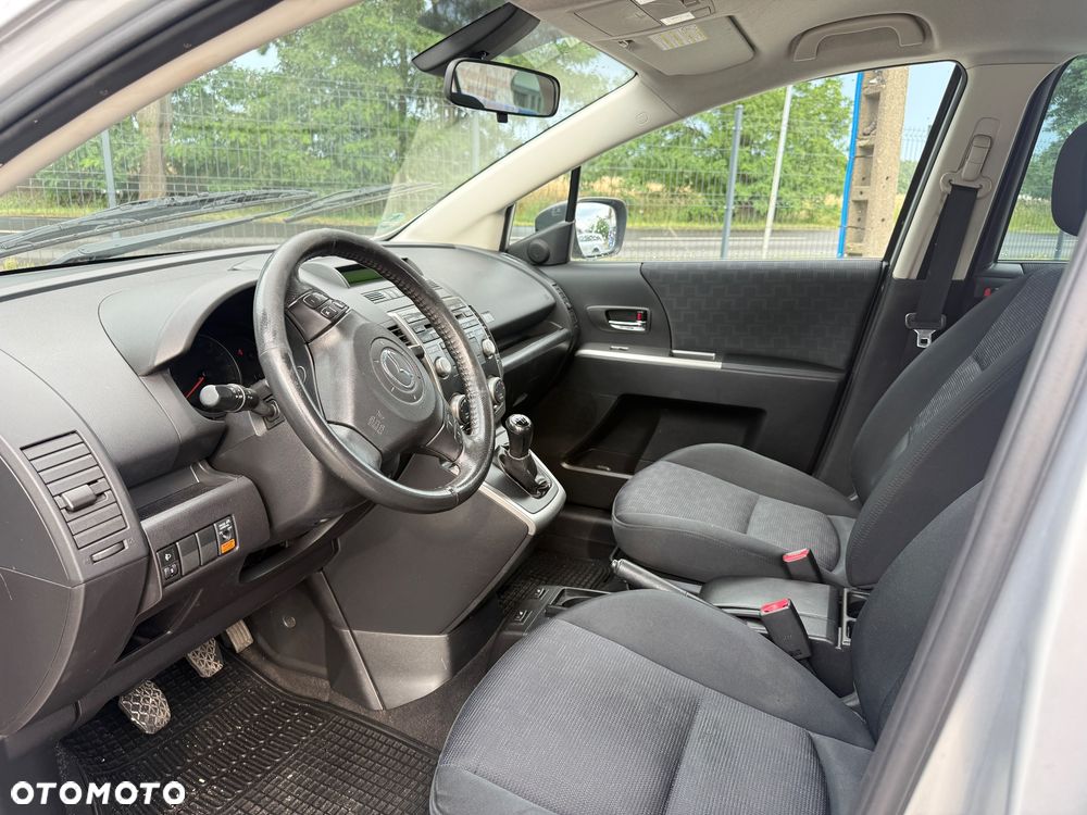 Mazda 5 2.0 Exclusive + - 27