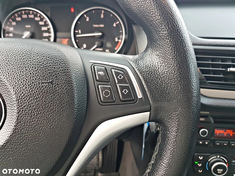 BMW X1 xDrive18d - 21