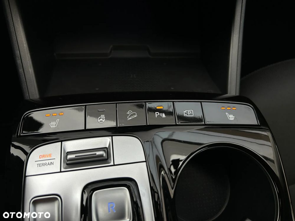 Hyundai Tucson 1.6 T-GDi HEV Executive 4WD - 25