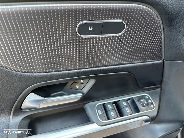 Mercedes-Benz GLB 200 7G-DCT Progressive - 34