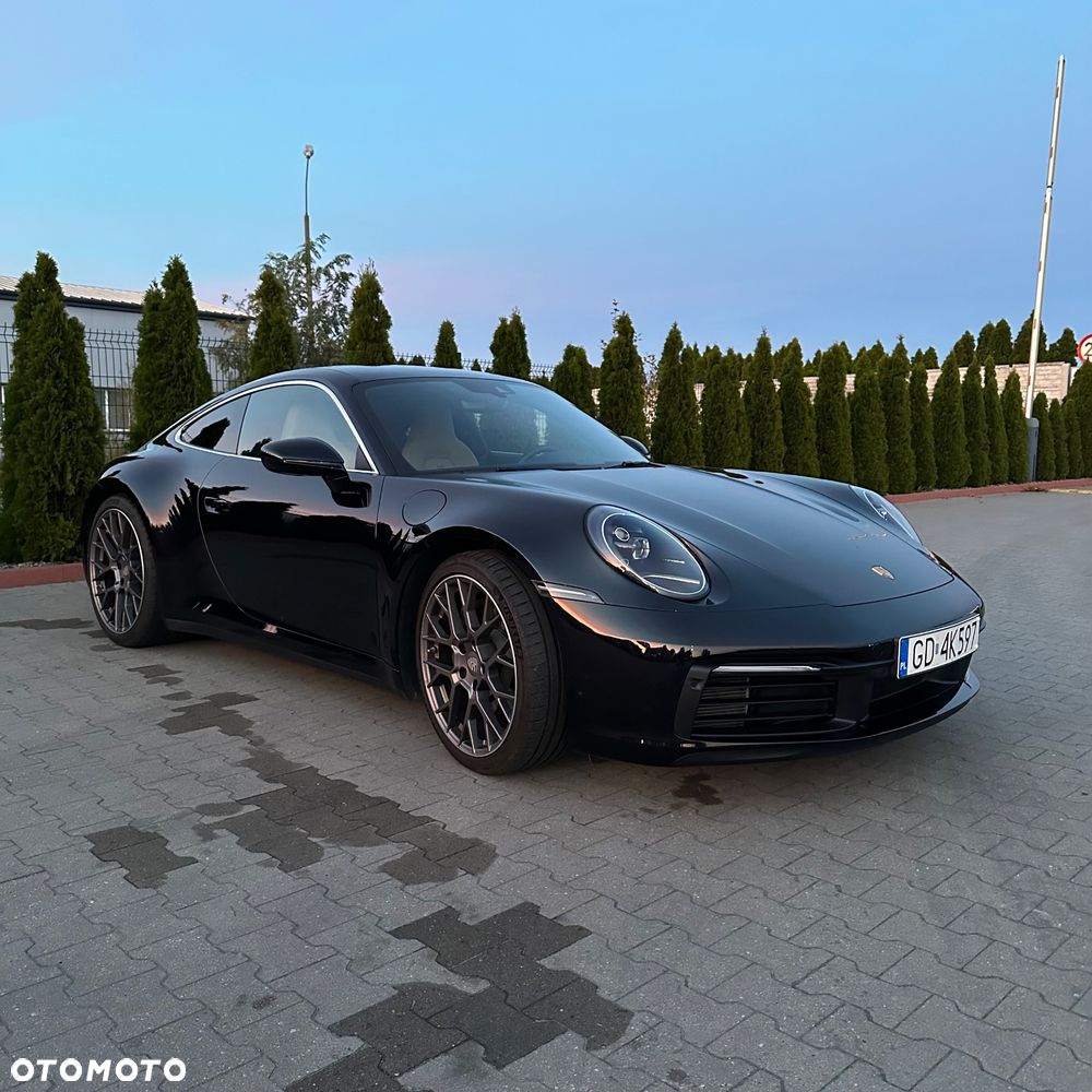 Porsche 911 Carrera - 3