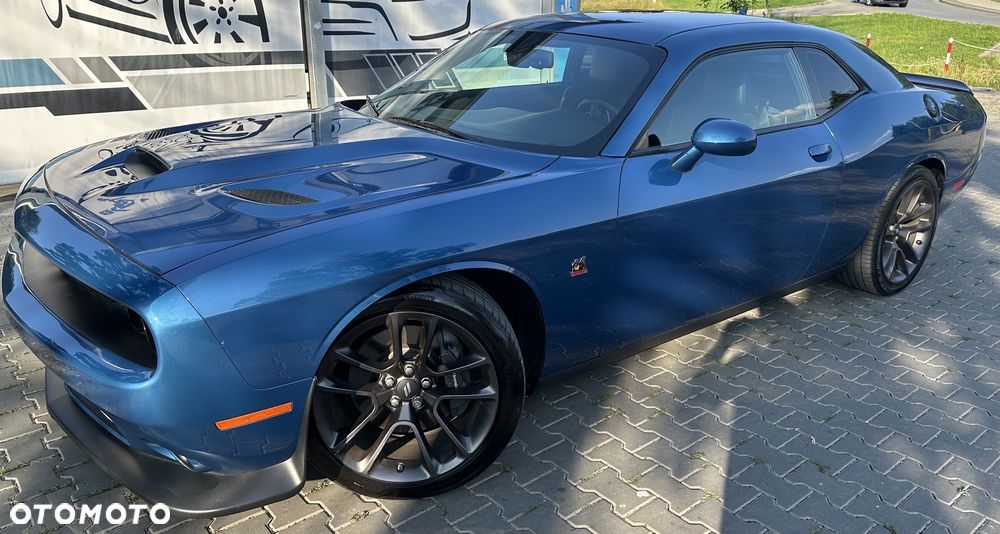 Dodge Challenger Automatik R/T Plus Scat Pack - 2