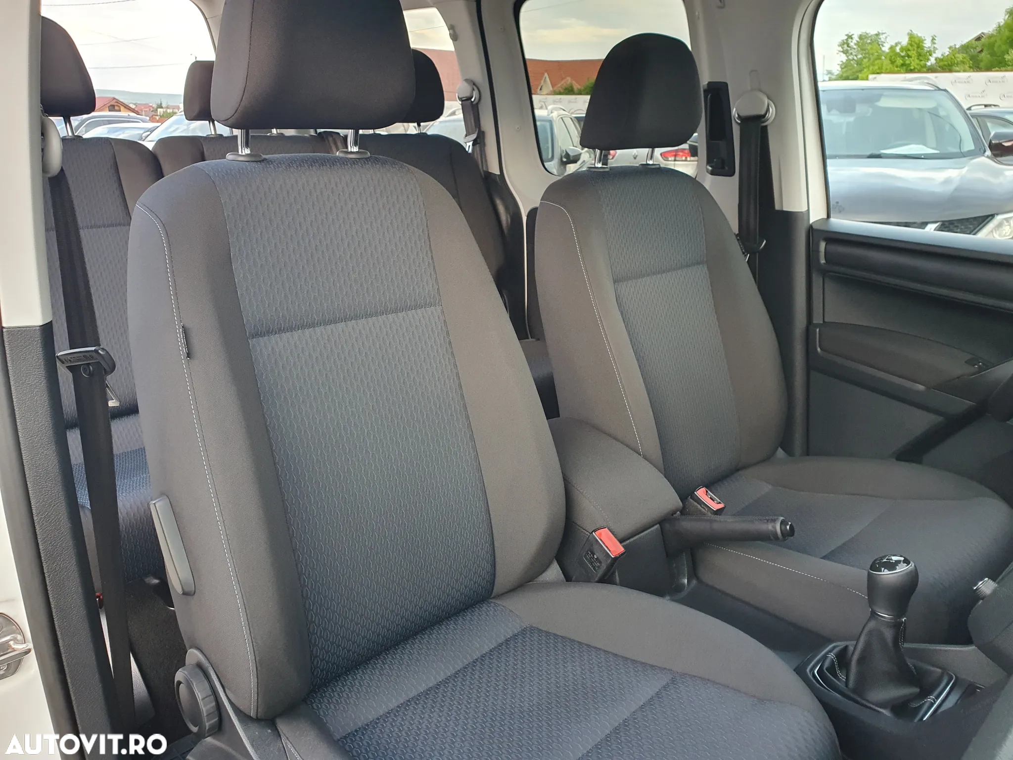 Volkswagen Caddy 2.0 TDI (5-Si.) 4MOTION Comfortline - 8