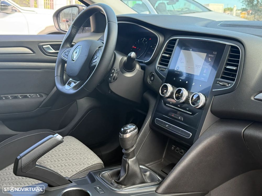 Renault Mégane Sport Tourer 1.5 Blue dCi Limited - 24