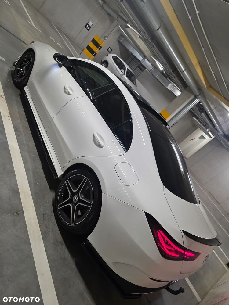Mercedes-Benz CLA 250 4-Matic AMG Line 7G-DCT - 3
