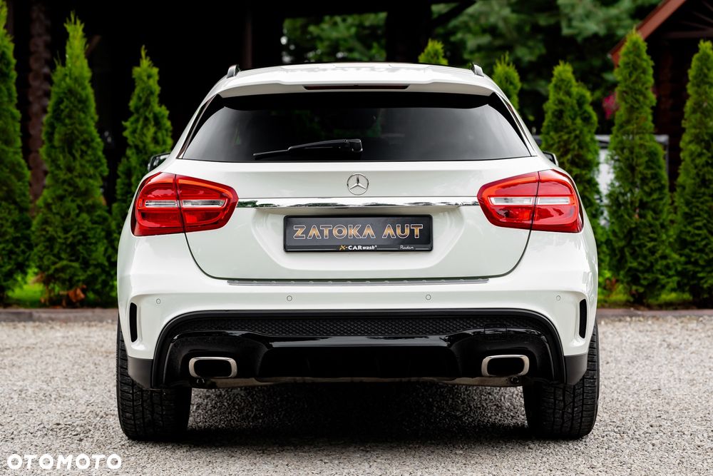 Mercedes-Benz GLA 250 4-Matic - 8