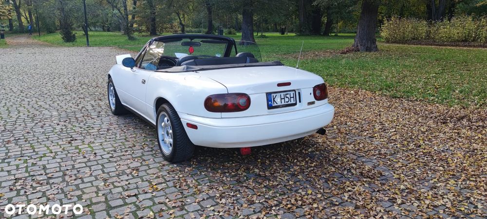 Mazda MX-5 1.6 - 9