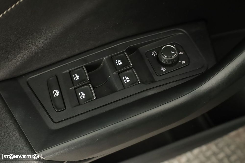 VW T-Roc 1.0 TSI Style - 19