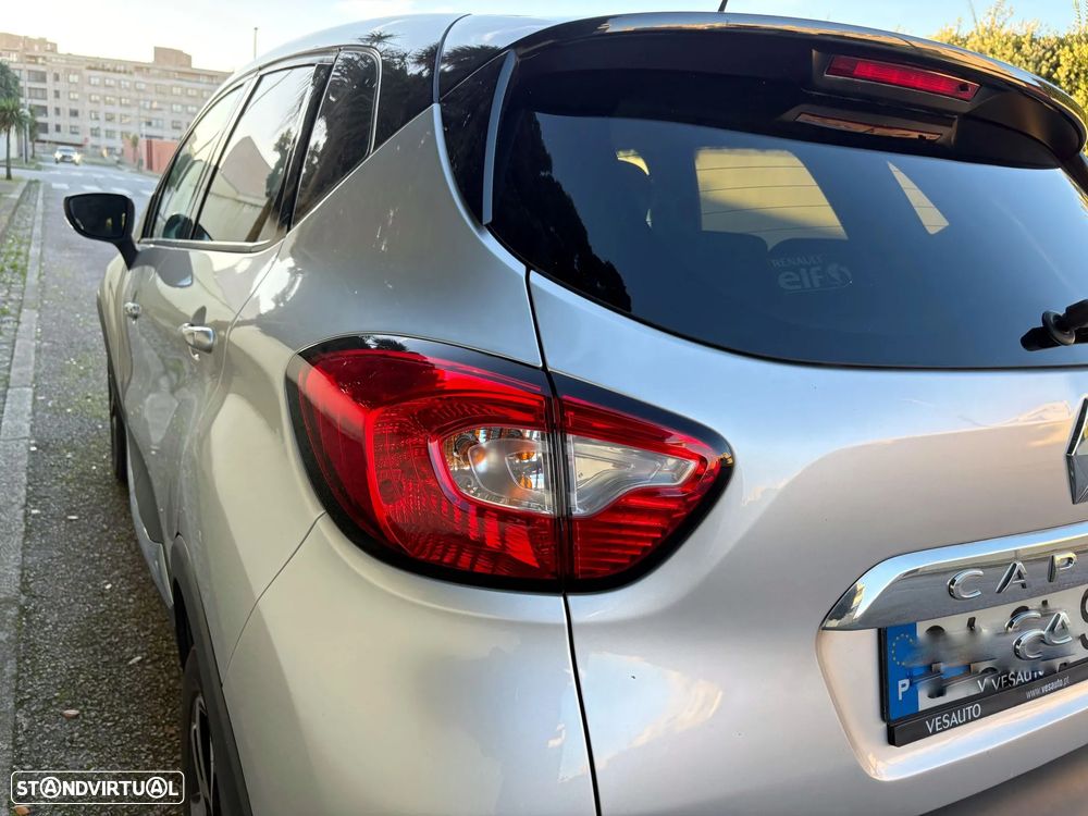 Renault Captur 0.9 TCE Exclusive - 25