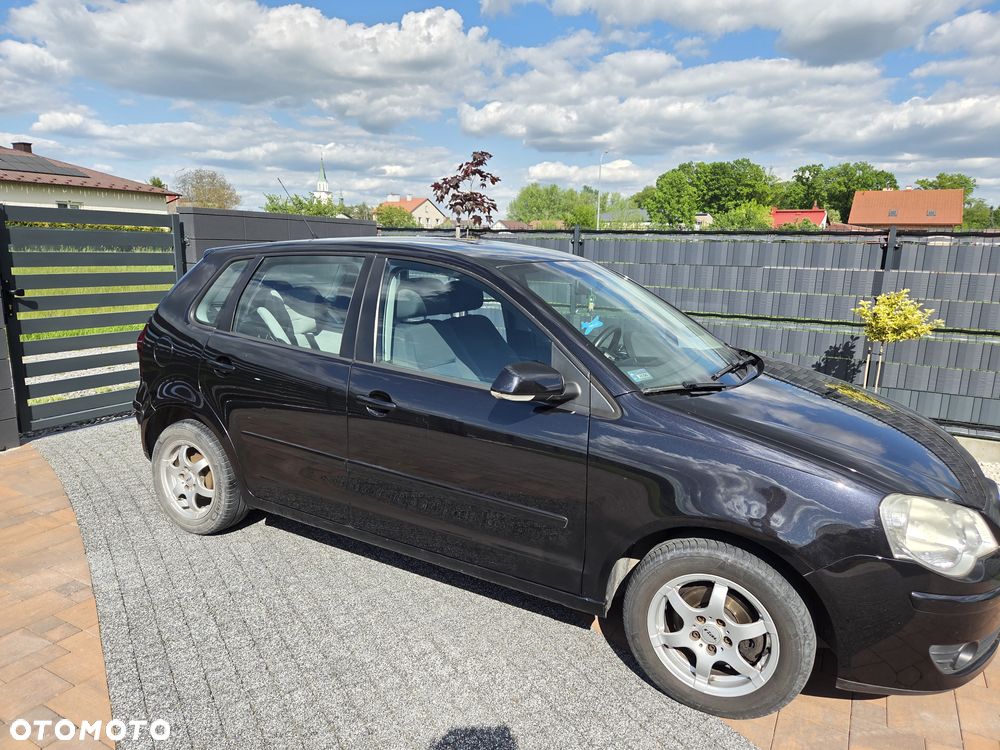 Volkswagen Polo 1.4 16V Comfortline - 3