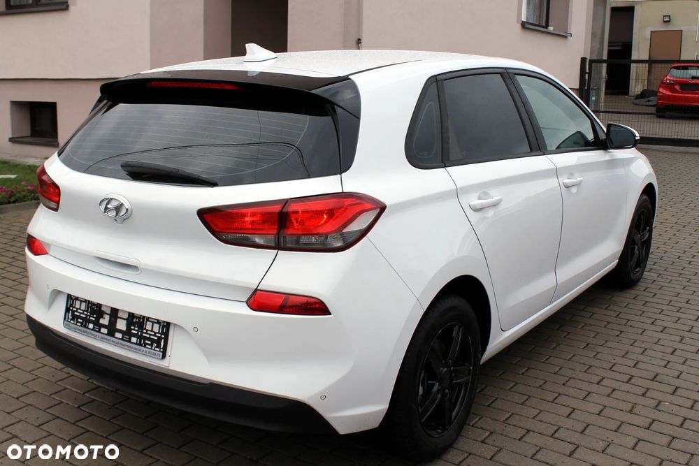 Hyundai i30 blue 1.4 Classic Navigation - 5