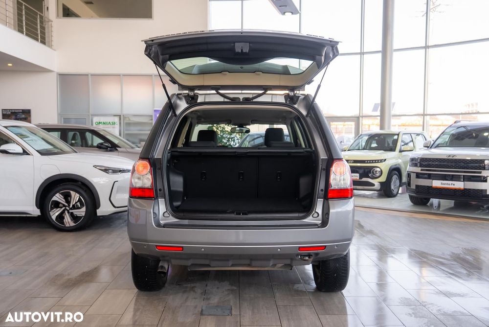 Land Rover Freelander 2 2.2L SD4 - 13