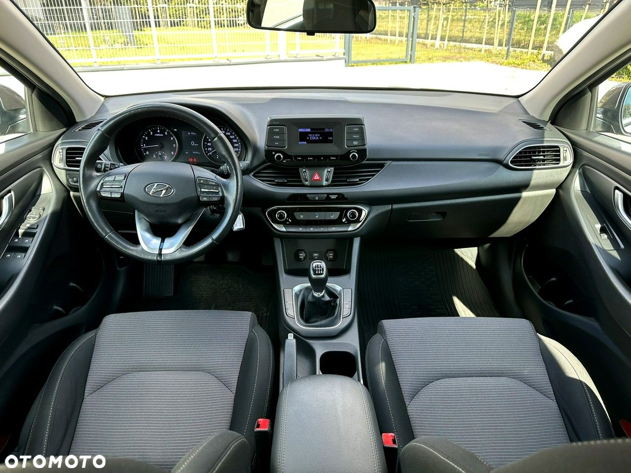 Hyundai i30 1.5 DPI Classic + - 19