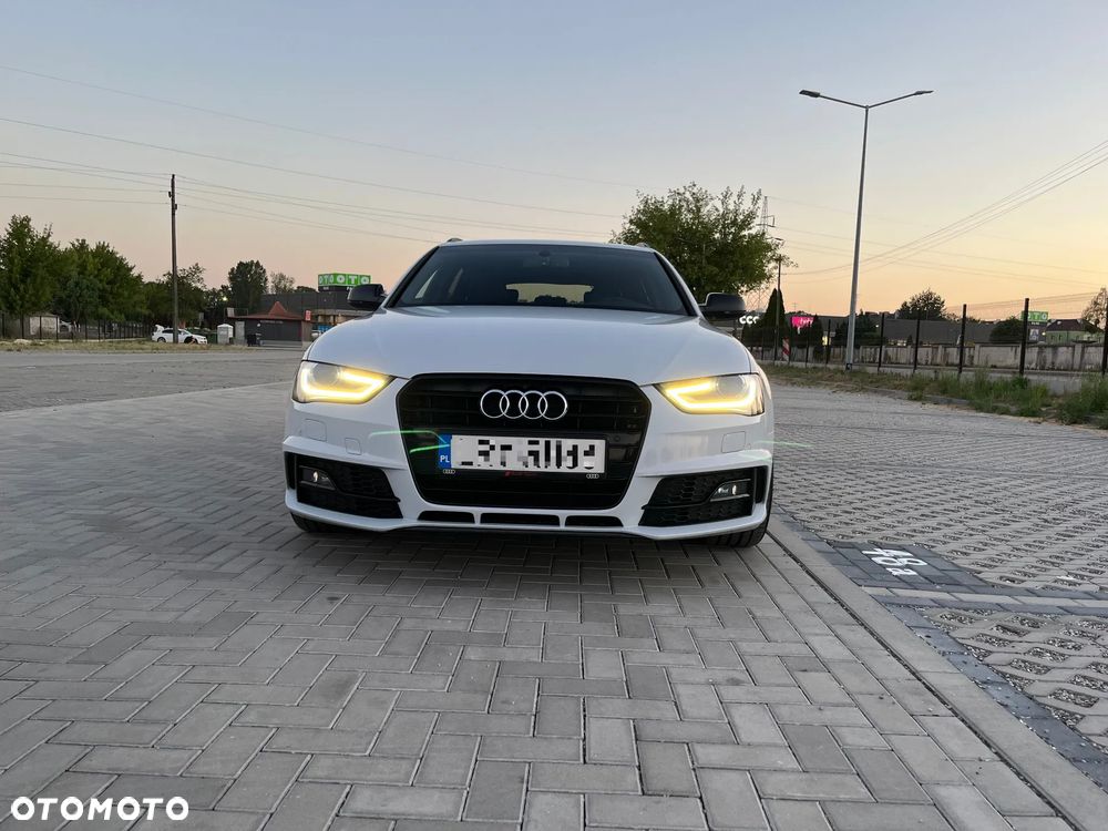 Audi A4 Avant 2.0 TDI DPF clean diesel S line Sportpaket - 36