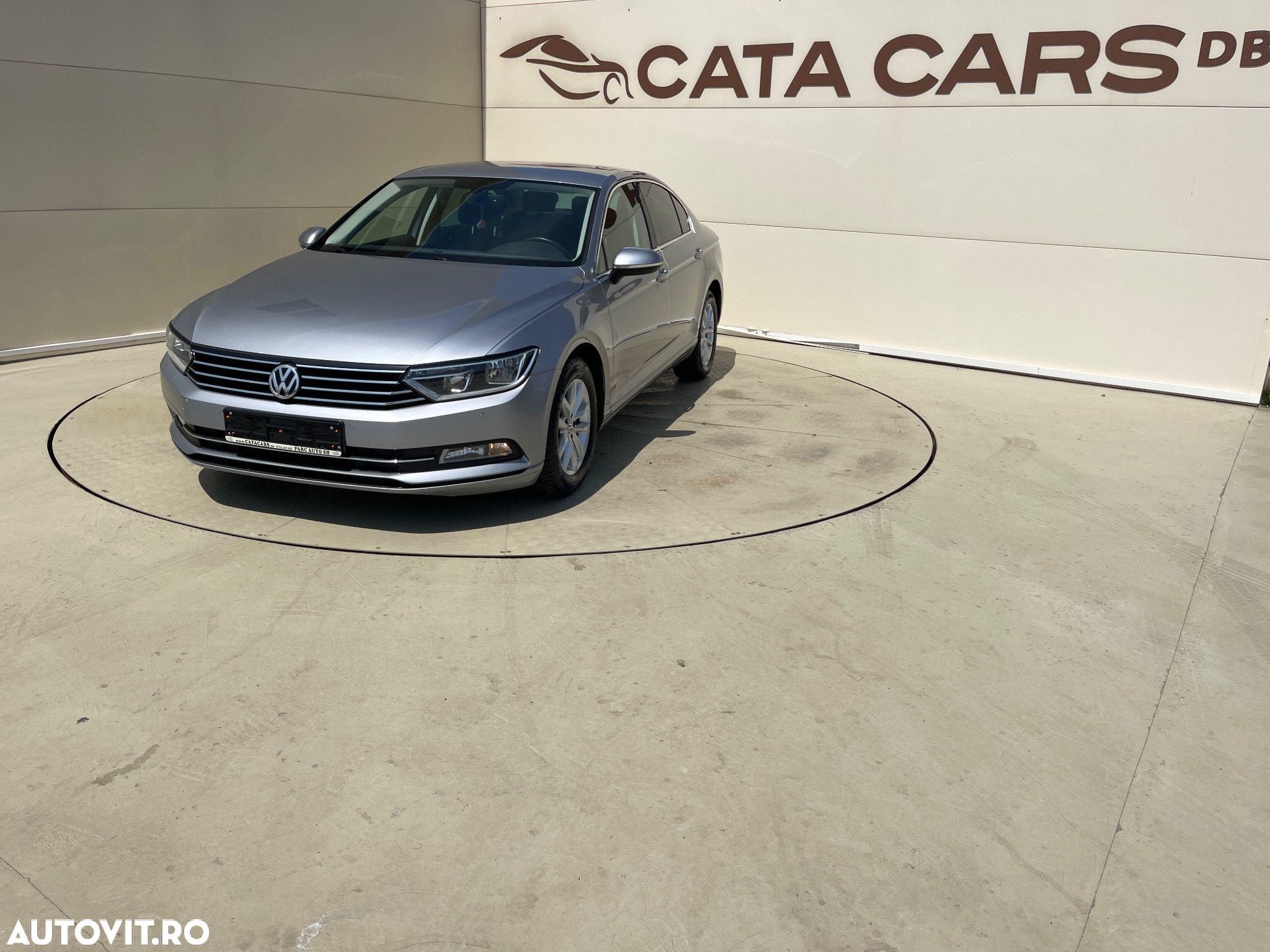 Volkswagen Passat - 3