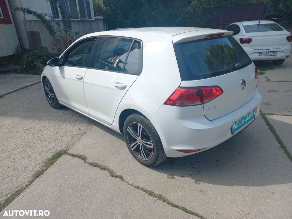 Volkswagen Golf - 3