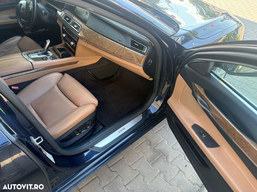 BMW Seria 7 730Ld Aut. - 18