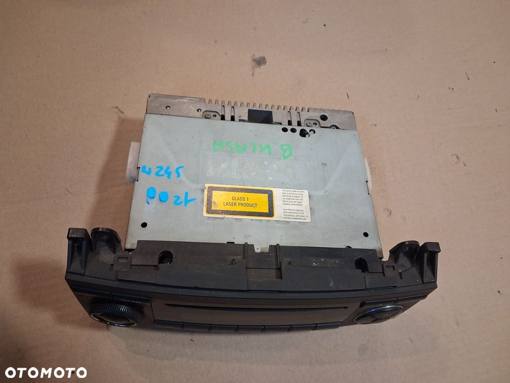Radio MERCEDES B KLASA W245  OE - 2