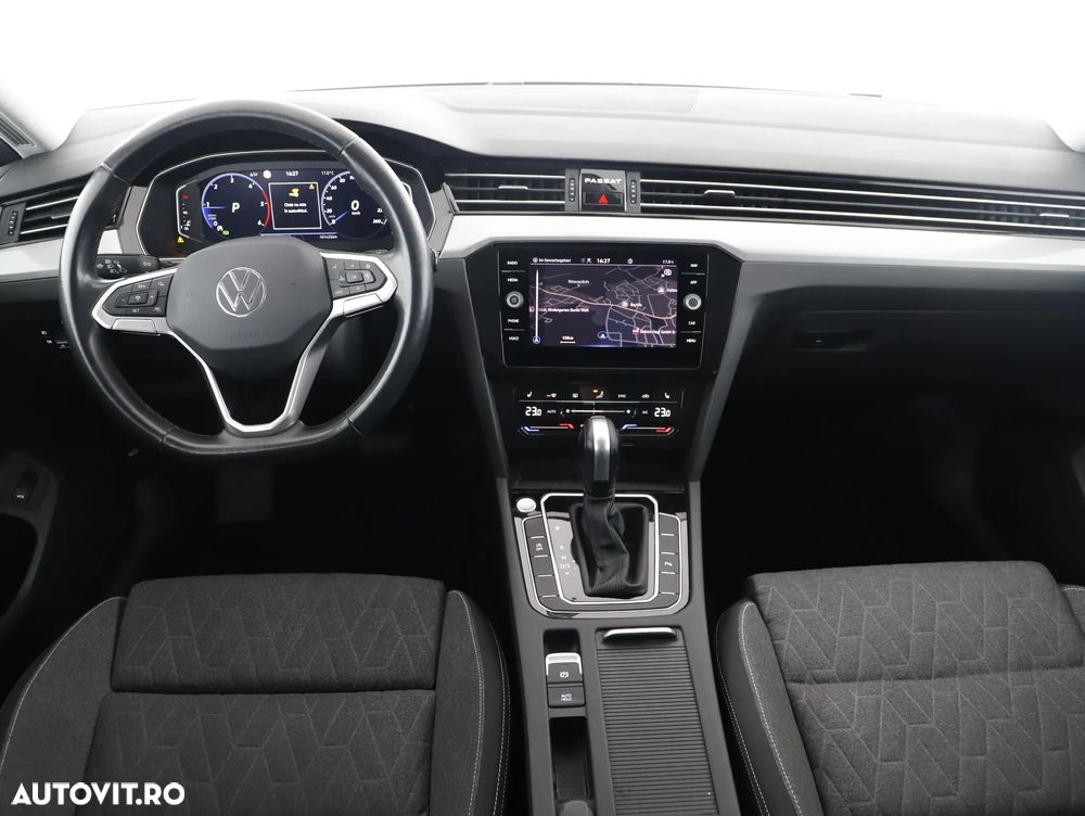Volkswagen Passat 2.0 TDI SCR DSG Business - 14