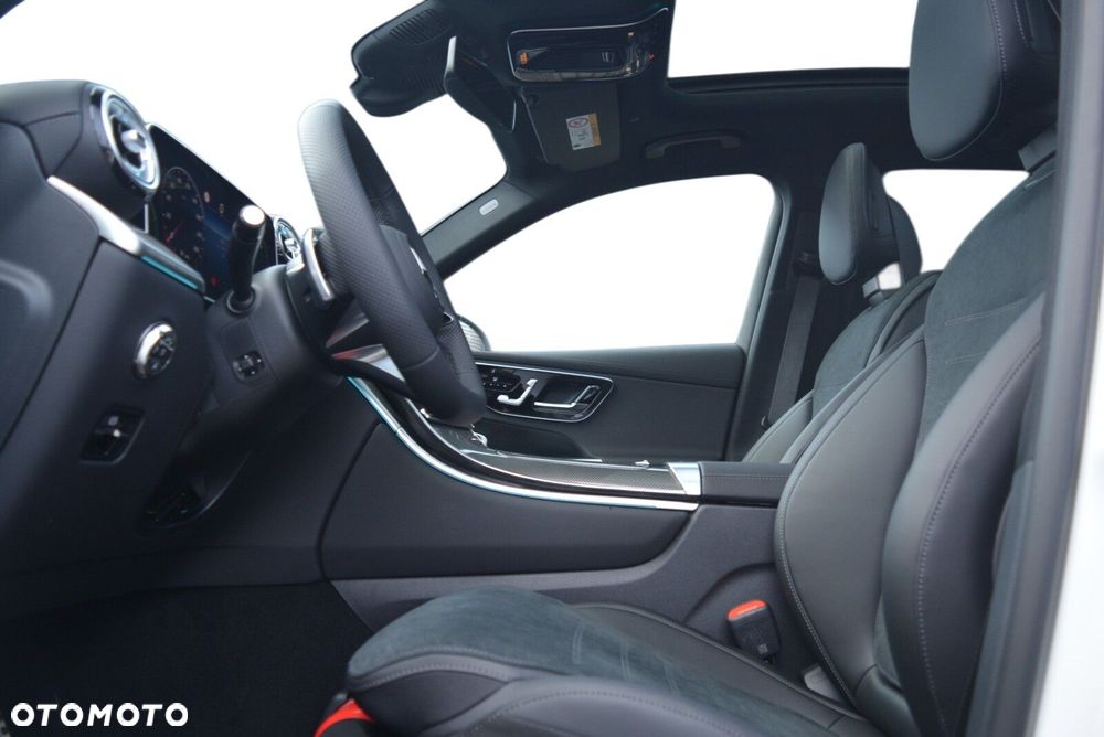 Mercedes-Benz GLC - 7