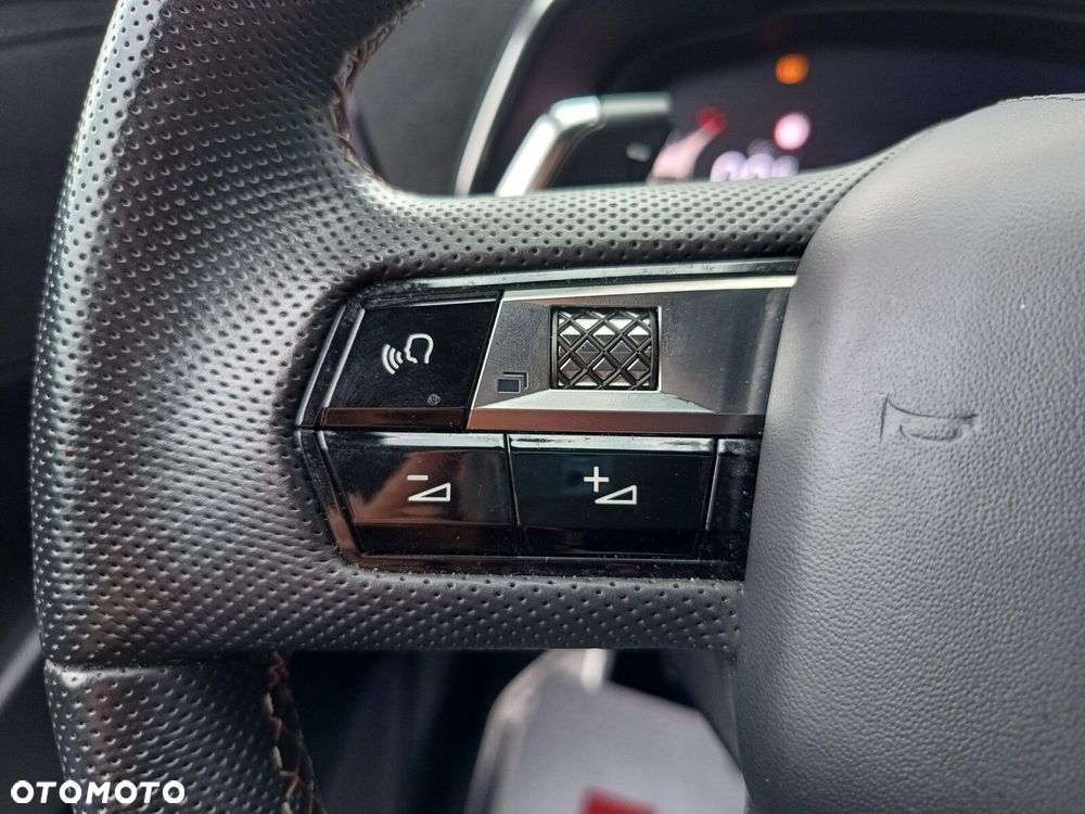 DS Automobiles DS 7 Crossback - 21
