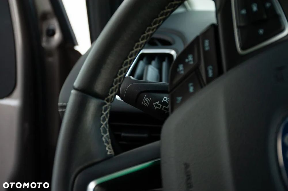 Ford Kuga 1.5 EcoBoost 4x4 Titanium - 25