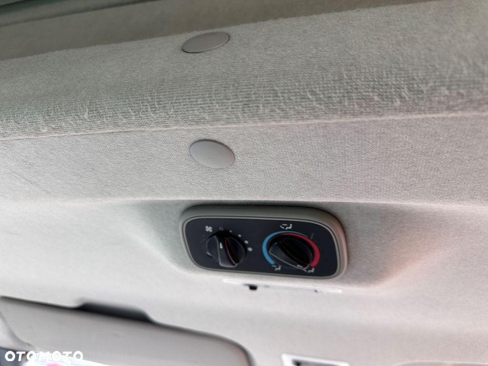 Ford Transit 300S Trend - 17