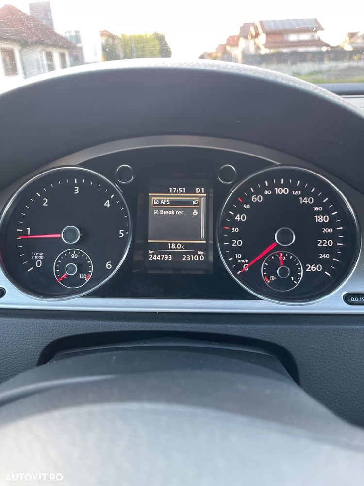 Volkswagen Passat 2.0 TDI DSG BlueMotion Technology R-Line - 17