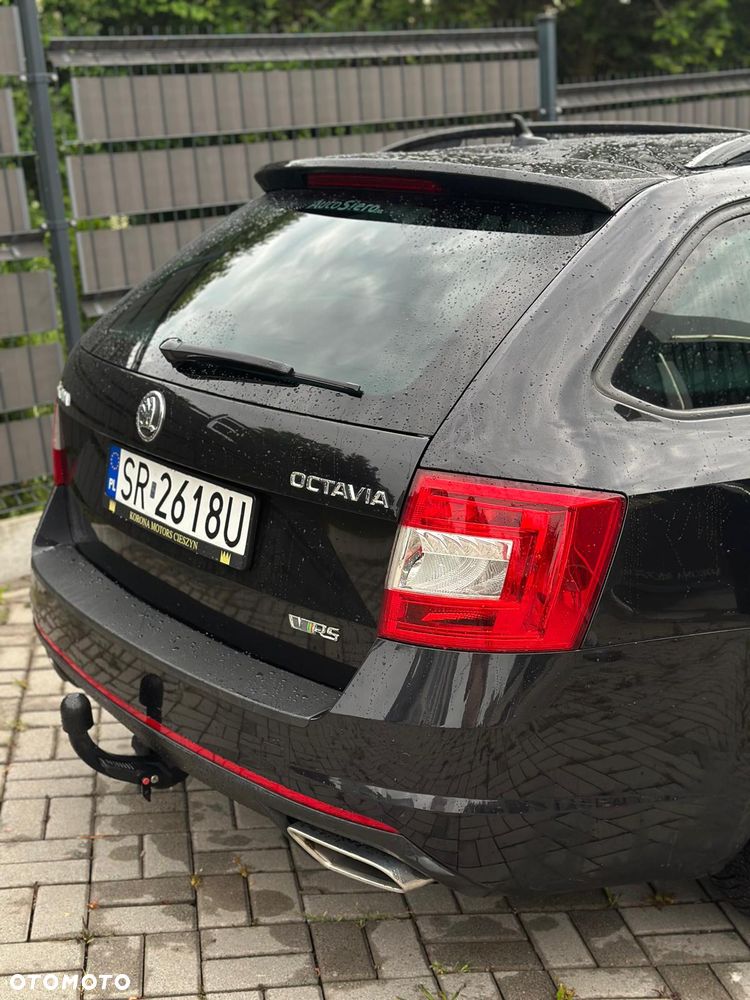 Skoda Octavia 2.0 TDI DSG RS - 11
