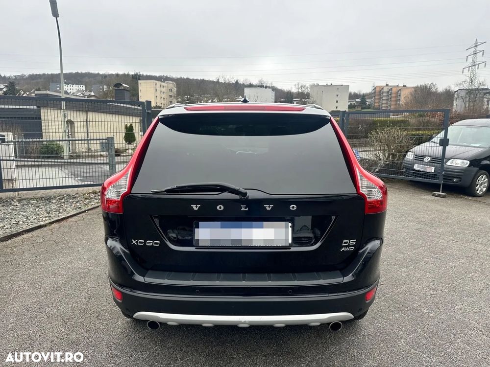 Volvo XC 60 D5 AWD Start-Stop Summum - 8